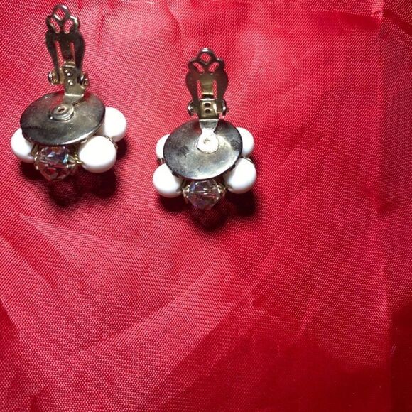 Sweet Flowers Costume Earrings -- Clip-On - Picture 5 of 6